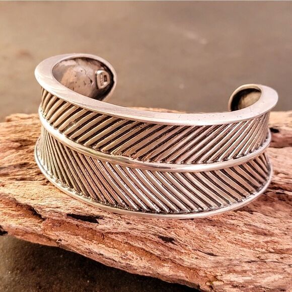 Sterling Artisan Leaf Inspired Cuff Bracelet - Picture 4 of 10
